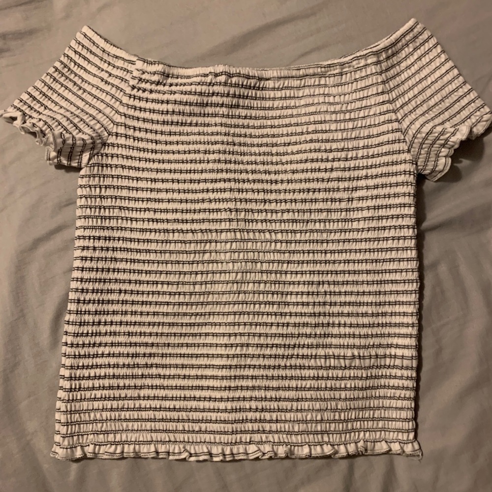 Off shoulder bunched crop